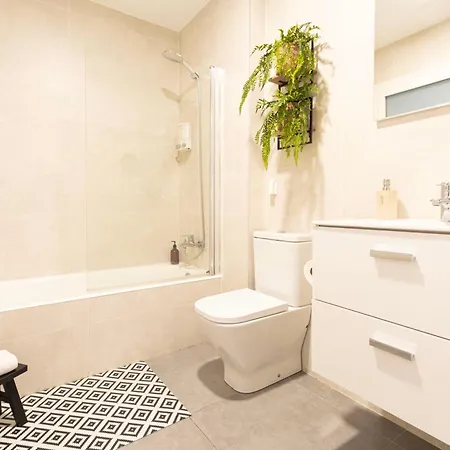 Апартаменты ☆centric Spacious⎮7 Balconies⎮brand New ⎮aircon ☆ *